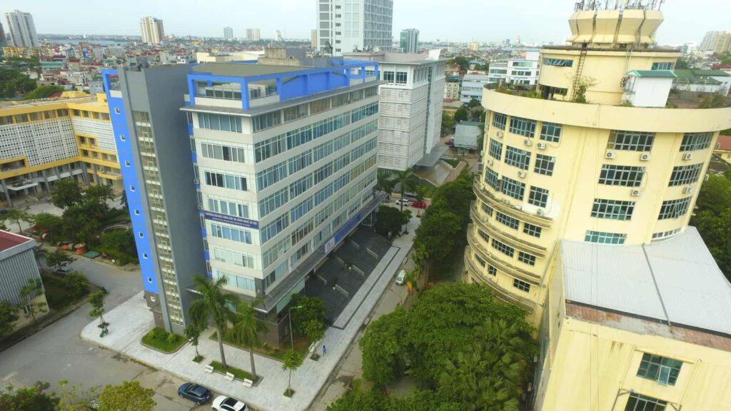 truong-dai-hoc-hoc-phi-cao-nhat-viet-nam-6